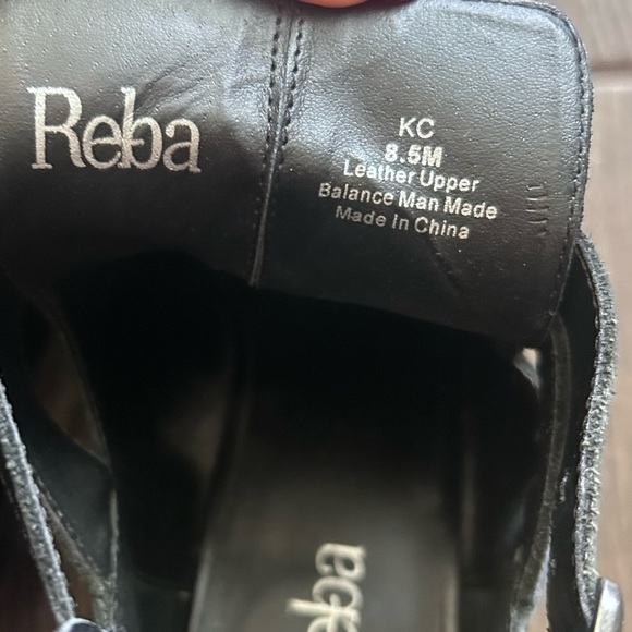 Reba KC Leather Ankle Booties in Black Sz 8.5 - Picture 10 of 10